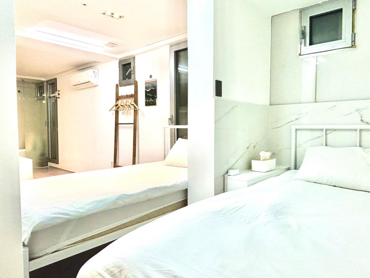 Look Home Guesthouse Сеул Екстер'єр фото