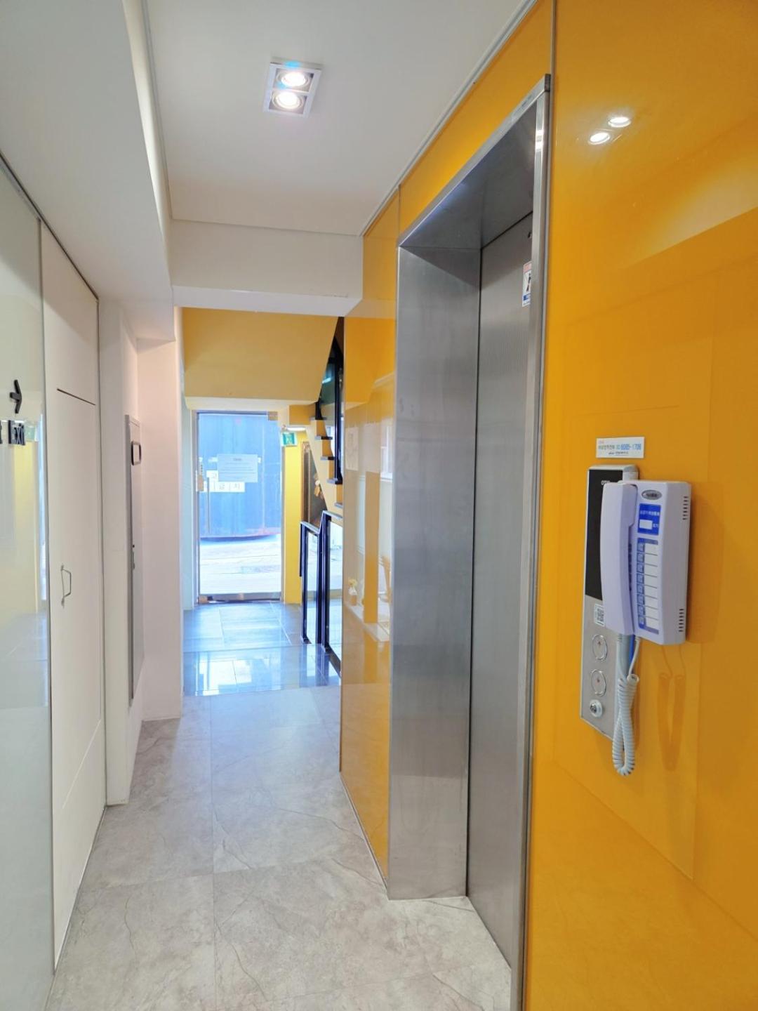 Look Home Guesthouse Сеул Екстер'єр фото